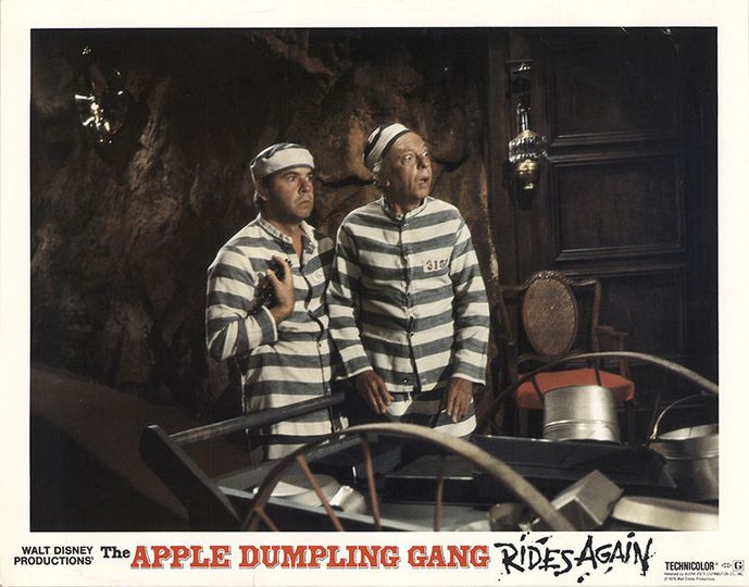 三小福闖金關續集 The Apple Dumpling Gang Rides Again劇照