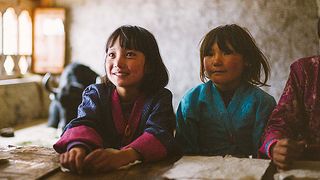 ブータン　山の教室 写真
