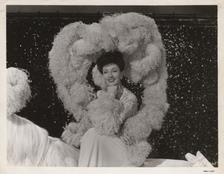 지그펠드 폴리스 Ziegfeld Follies Foto