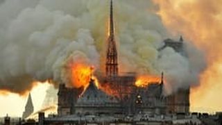 燃燒的巴黎聖母院 Notre-Dame brûle รูปภาพ