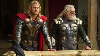 Gold Class® Dining Set: Marvel Studios\' Thor: Love And Thunder  Gold Class® Dining Set: Marvel Studios\' Thor: Love And Thunder 写真