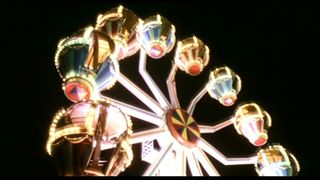 기묘한 서커스 Strange Circus, 奇妙なサ-カス劇照