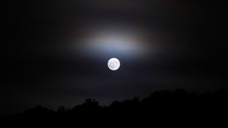 문라이즈 Moonrise Photo