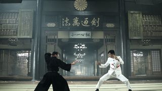 정무문 : 100대 1의 전설 Legend of the Fist: The Return of Chen Zhen 精武風雲:陳真 รูปภาพ