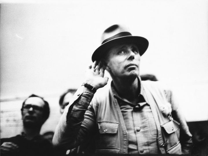 보이스 Beuys รูปภาพ