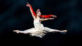 英国ロイヤル・オペラ・ハウス　シネマシーズン 2021/22 ロイヤル・バレエ「くるみ割り人形」劇照