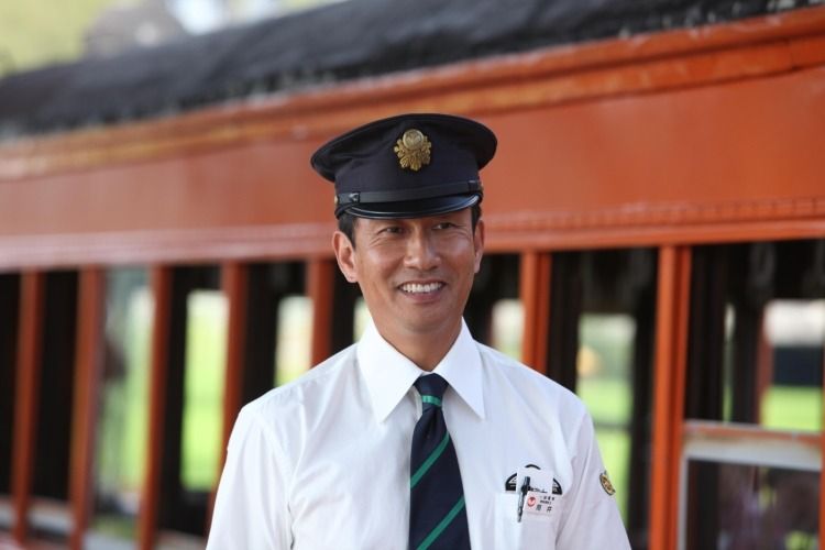 ảnh 철로 Railways RAILWAYS　49歳で電車の運転士になった男の物語