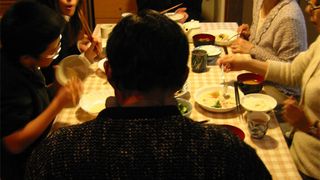 노리코의 식탁 Noriko\'s Dinner Table, 紀子の食卓 Foto