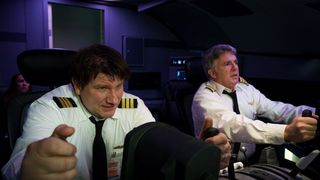 에어라인 플라이트 Airline Disaster劇照