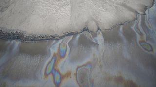 페트로폴리스 Petropolis: Aerial Perspectives on the Alberta Tar Sands Photo