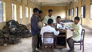 크메르 루즈 - 피의 기억 S21: The Khmer Rouge Death Machine劇照