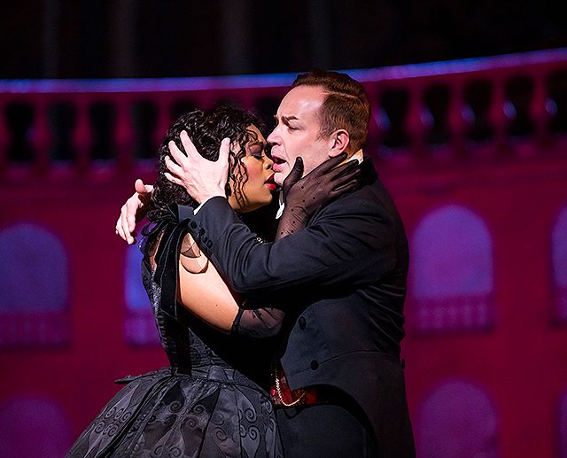 英国ロイヤル・オペラ・ハウス　シネマシーズン 2021/22 ロイヤル・オペラ「椿姫」劇照