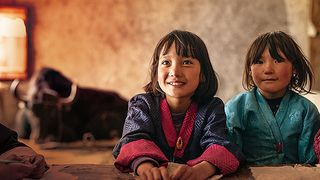 ブータン　山の教室 写真
