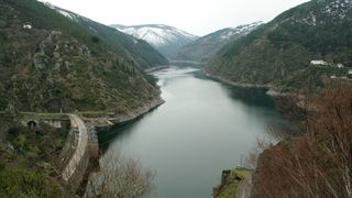 댐이 있는 풍경 The Dam La Presa 사진