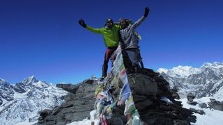 멘 후 원티드 투 클라임 어 마운틴 오버 8000 미터스 Men Who Wanted to Climb a Mountain Over 8000 Meters Els homes que volien pujar una muntanya de més de 8.000 metres Photo