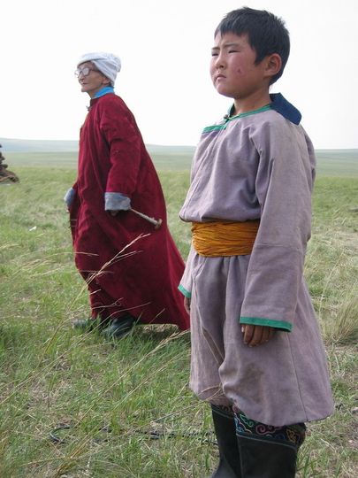 몽골리언 핑퐁 Mongolian Ping Pong, 綠草地 Photo