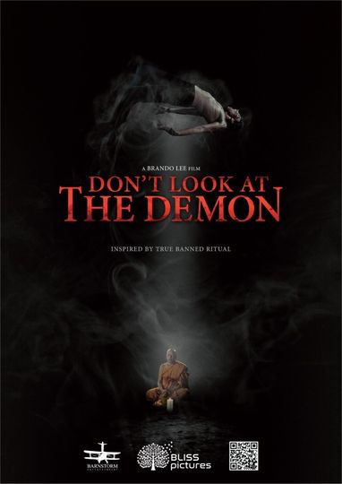 ảnh ฝรั่งเซ่นผี Dont Look at the Demon