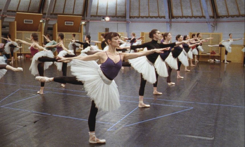 라 당스 La Danse: The Paris Opera Ballet La danse - Le ballet de l\'Opéra de Paris Photo