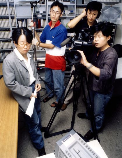 변방에서 중심으로 On-Line: An Inside View Of Korean Independent Film Foto