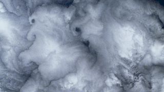 클라우즈: 레터스 투 마이 선 Clouds: Letters to My Son 사진