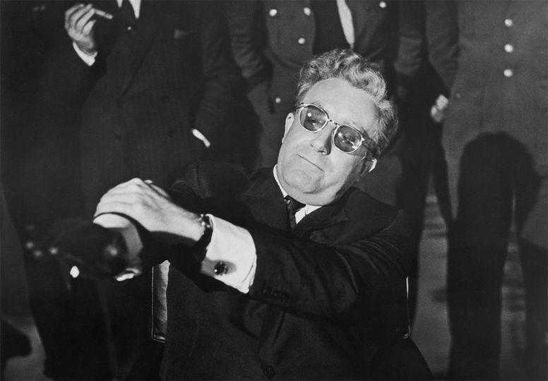 ảnh 닥터 스트레인지러브 Dr. Strangelove Or : How I Learned To Stop Worrying And Love The Bomb