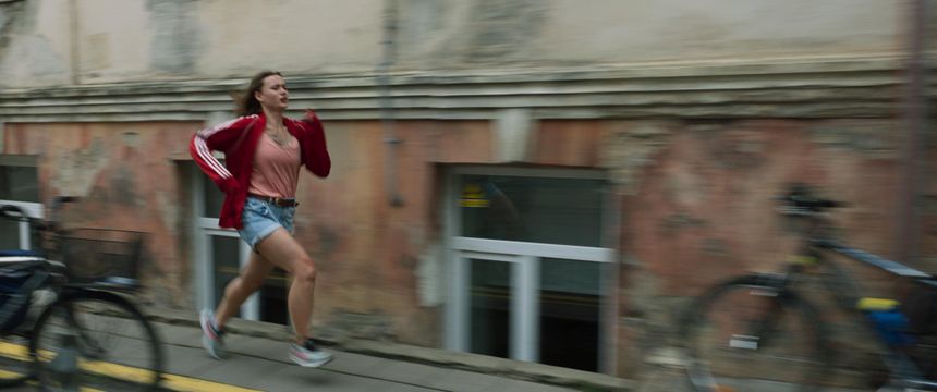 달리는 여자 Runner 写真