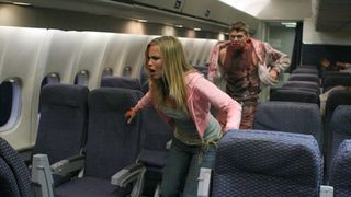 새벽의 저주 온 더 플레인 Flight of the Living Dead: Outbreak on a Plane, Plane Dead Photo