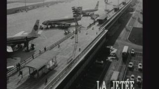 방파제 The Pier, La Jetée劇照