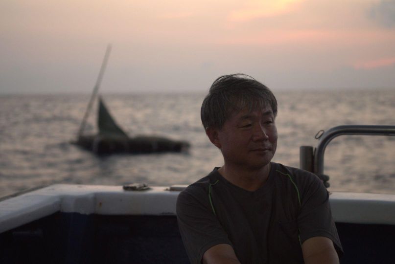 男人與他的海 Whale Island Photo